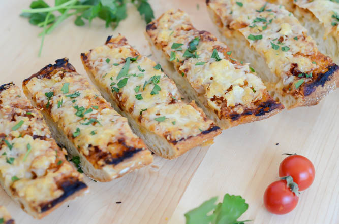 Bbq & Cheese Bread